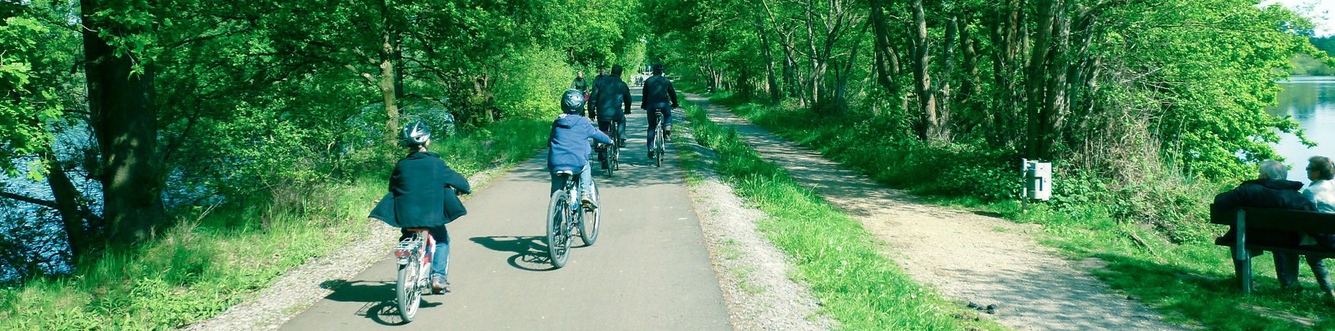Radeln auf dem Alleenradweg - Flachshof Nettetal
